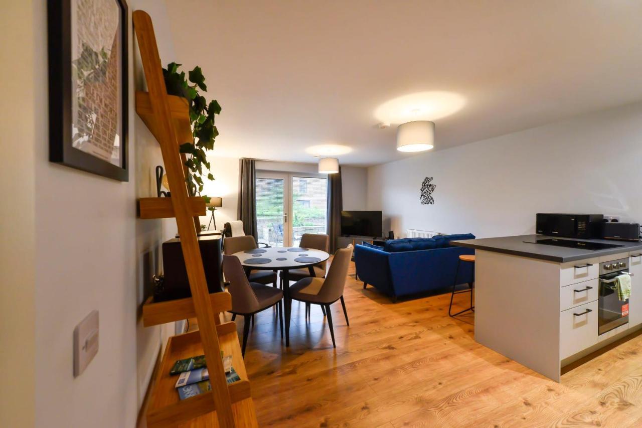 Apartmán Guestready - Splendid Flat In Leith With Parking! Edinburgh Exteriér fotografie