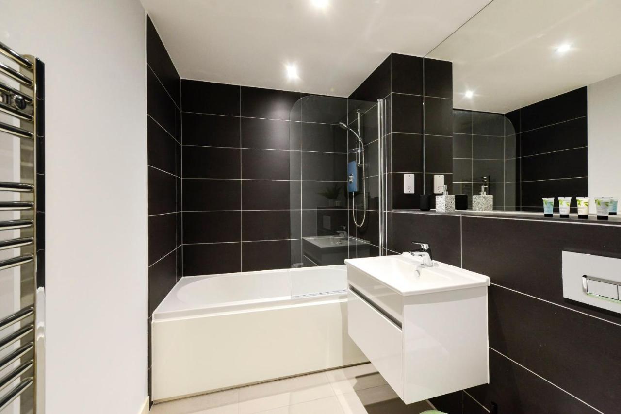 Apartmán Guestready - Splendid Flat In Leith With Parking! Edinburgh Exteriér fotografie