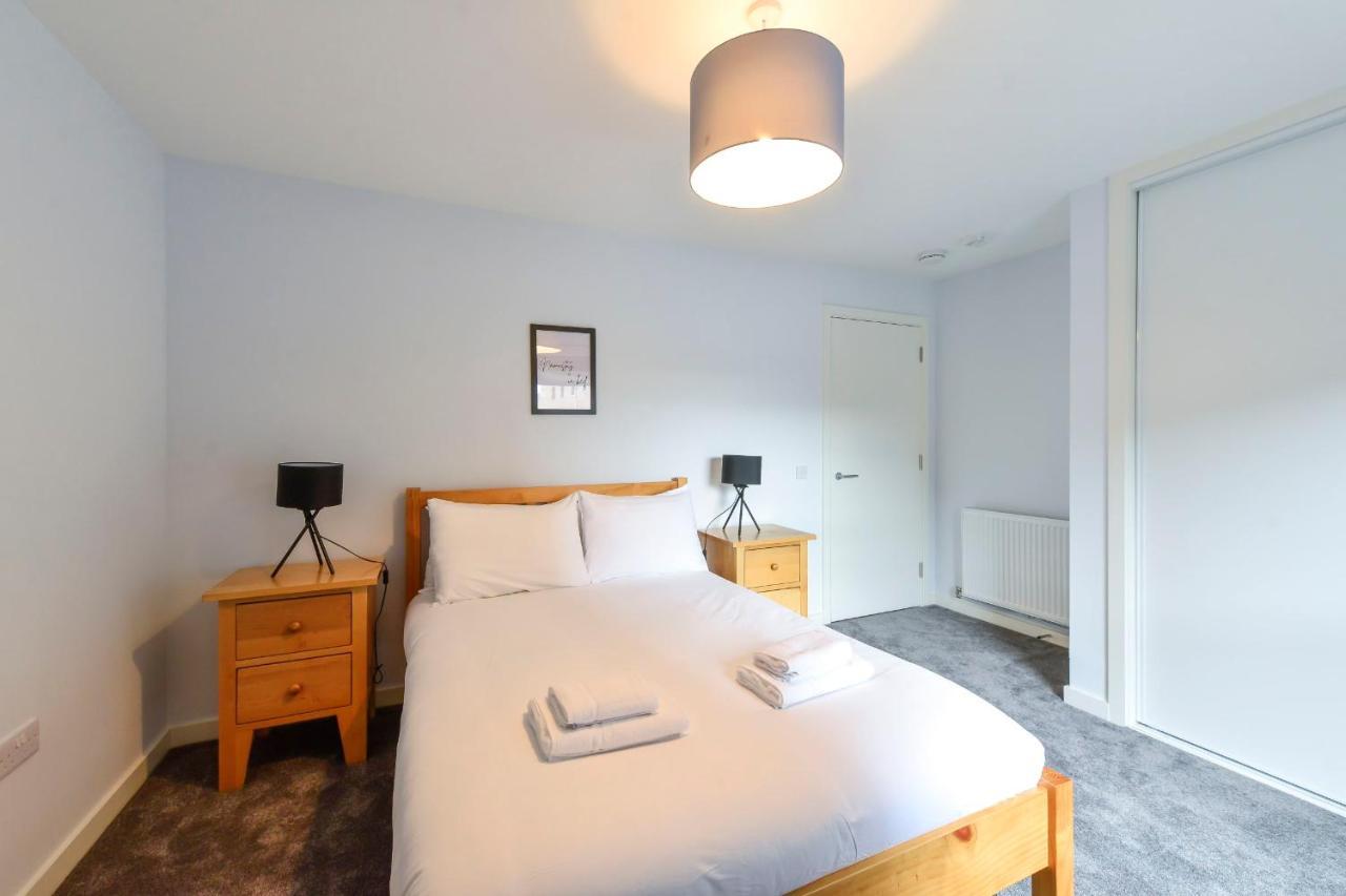 Apartmán Guestready - Splendid Flat In Leith With Parking! Edinburgh Exteriér fotografie